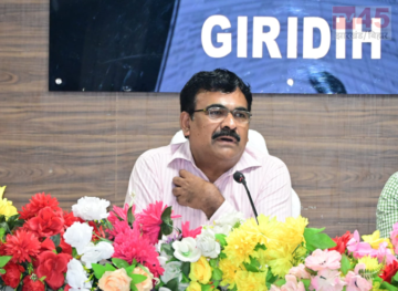 CEO ने SIR-2026 मतदाता सूची प्रक्रिया की समीक्षा की, गिरिडीह में वृद्धाश्रम और 'प्रेमदान' का दौरा भी किया